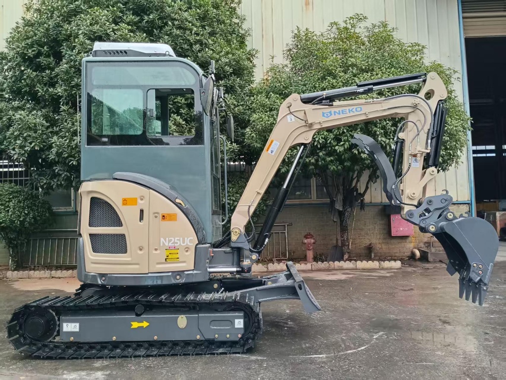 NEKO N25UC Gen.1 Mini Excavator (2.5-2.7 Ton) 