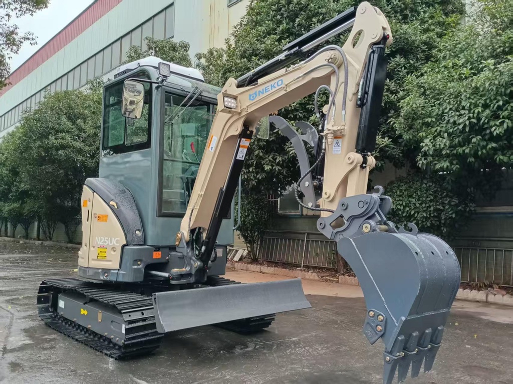 NEKO N25UC Gen.1 Mini Excavator (2.5-2.7 Ton)